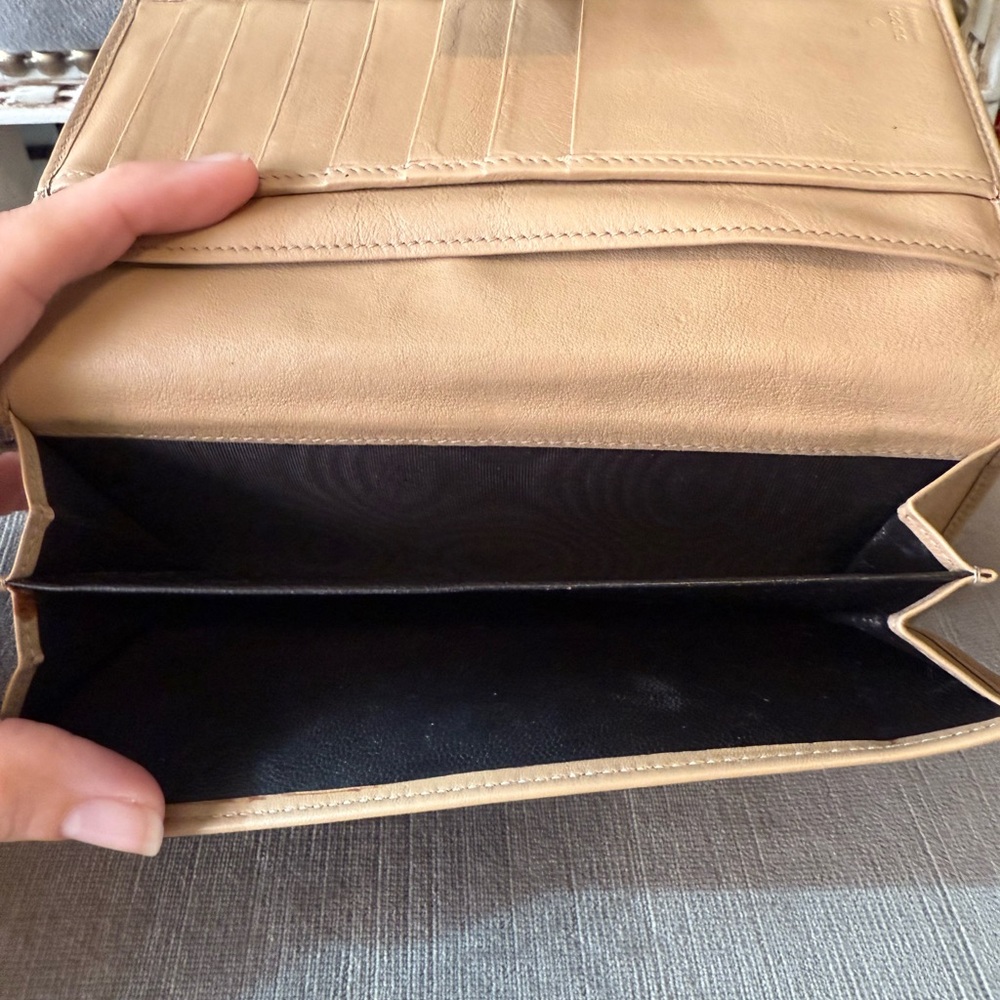 Gucci monogram wallet with double snap detail and dust bag - Picture 5 of 13